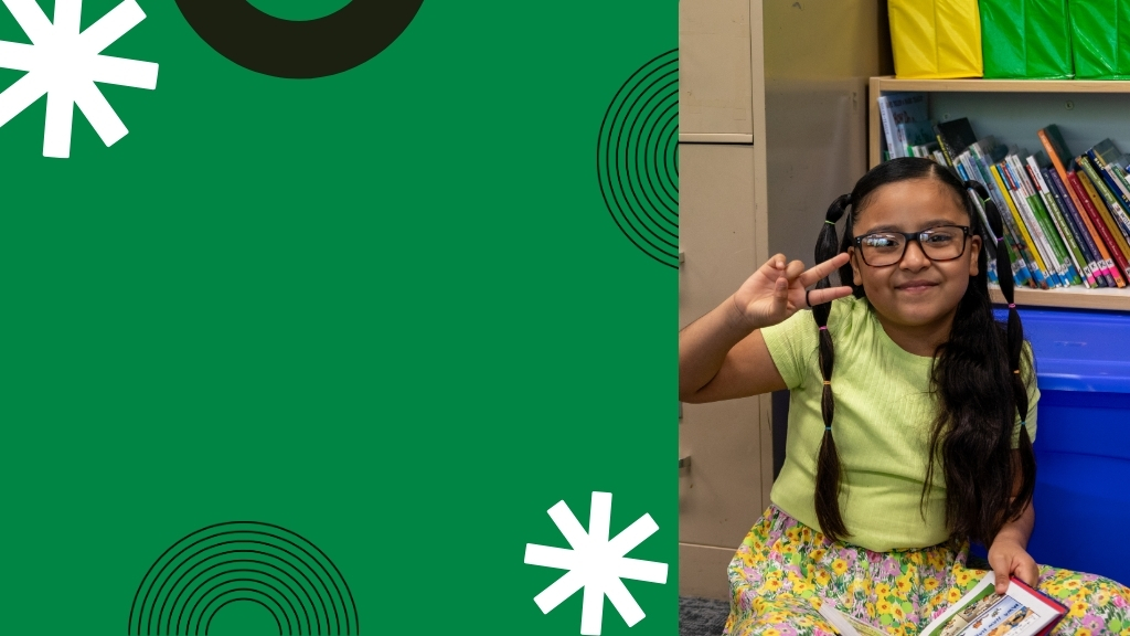 photo of student reading